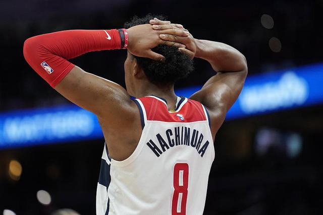男子刮中福彩"好运来"80万 直言很开心也很意外