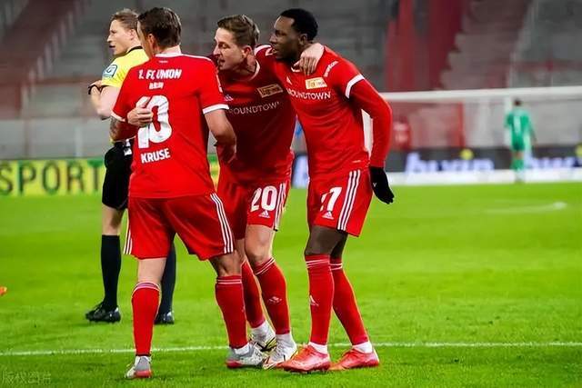 第213期你在天堂和上帝单挑时，让着点他