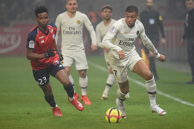 詹姆斯25+12库里仅13分 湖人力克勇士3连胜